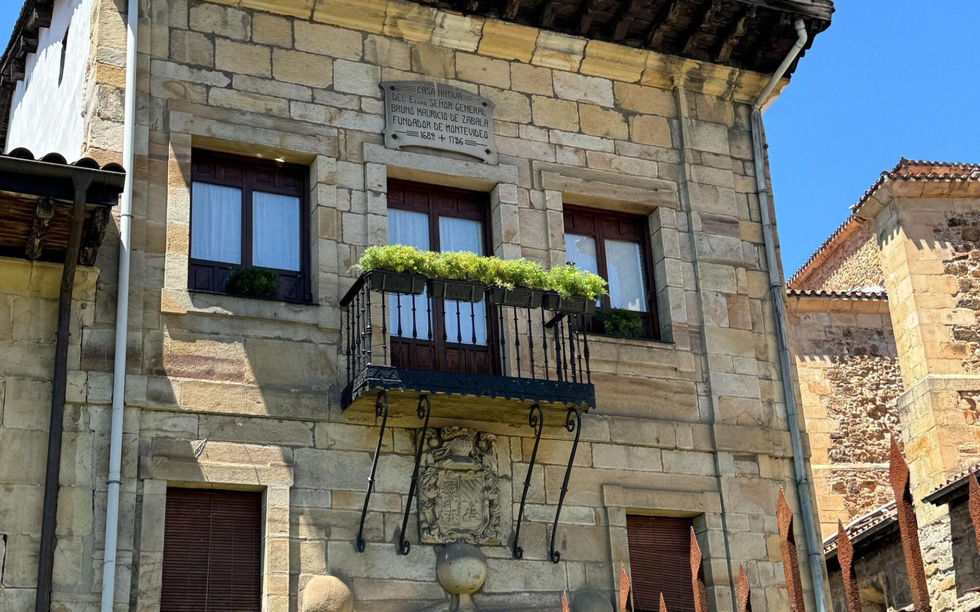 Etxezarreta Palace