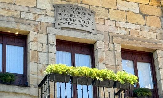 Etxezarreta Palace