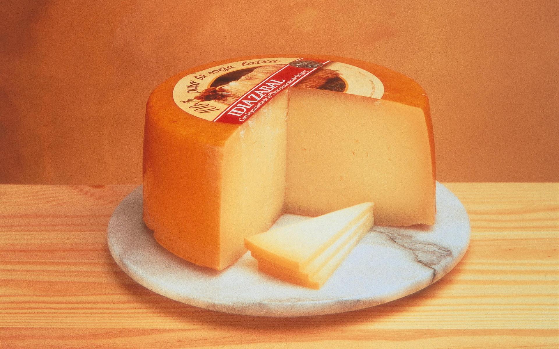 The Cheese World Awards reward 24 cheeses from the Basque Country ...